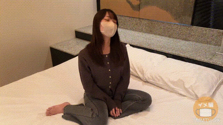 fc2-ppv-4779534-【期間限定數量2000pt⇒600pt】拍攝一星級餐廳的糕點師併中了她